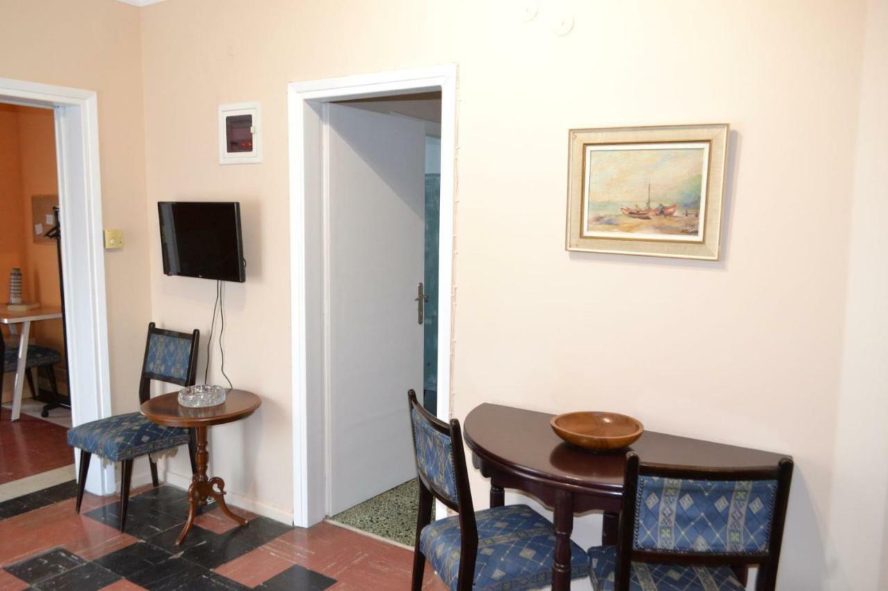 Agia Sofia'S Down Town Flat Apartment เทสซาโลนิกิ ภายนอก รูปภาพ