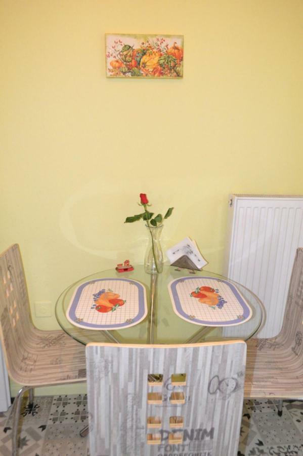 Agia Sofia'S Down Town Flat Apartment เทสซาโลนิกิ ภายนอก รูปภาพ